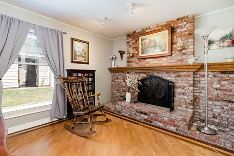 Living - 8227 Limon Ln, El Cajon, CA 92021 photo 4 of 5