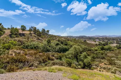 View/Area - 1950 Verbena Ter, Alpine, CA 91901 photo 1 of 2
