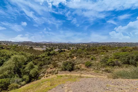 View/Area - 1950 Verbena Ter, Alpine, CA 91901 photo 2 of 2