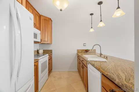 Kitchen - 5708 Baltimore Dr #391, La Mesa, CA 91942 photo 2 of 3