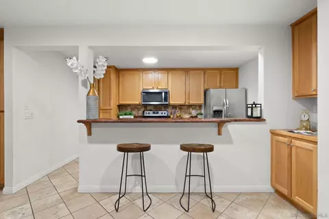 Kitchen - 9860 Dale Ave #D4, Spring Valley, CA 91977 photo 2 of 5