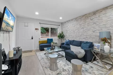 Living - 9860 Dale Ave #D4, Spring Valley, CA 91977 photo 2 of 3