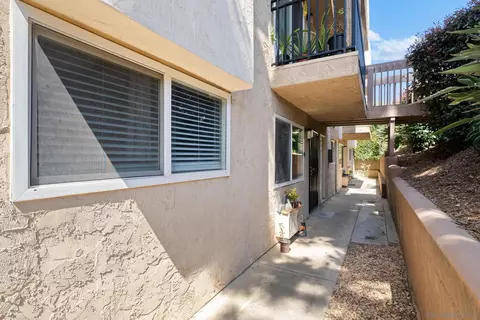 Exterior - 9860 Dale Ave #D4, Spring Valley, CA 91977 photo 1 of 6