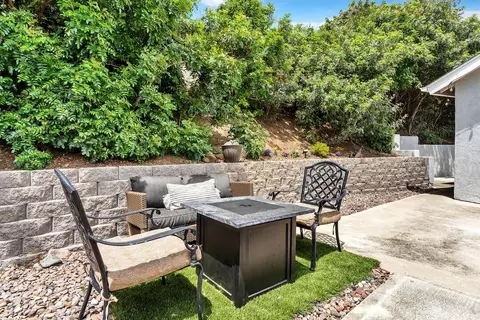 Exterior - 13316 Tarascan Dr, Poway, CA 92064 photo 5 of 10