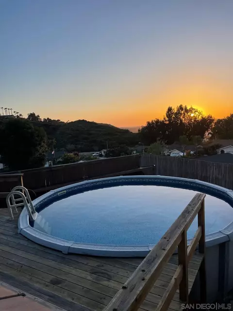 Exterior - 4007 Alto St, Oceanside, CA 92056 photo 6 of 6