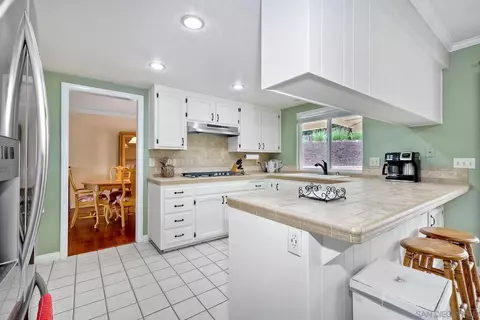 8309 Sunview Dr, El Cajon, CA 92021 photo 11