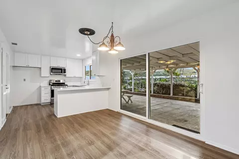 Kitchen - 10330 Strathmore Dr, Santee, CA 92071 photo 2 of 4