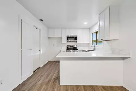 Kitchen - 10330 Strathmore Dr, Santee, CA 92071 photo 3 of 4