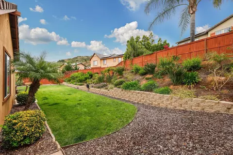 Exterior - 3250 Beven Dr, Escondido, CA 92027 photo 5 of 8