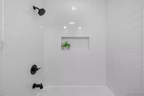 Bath - 429 S Sierra Ave #238, Solana Beach, CA 92075 photo 6 of 6