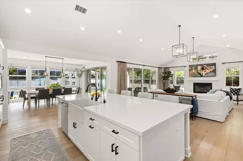1441 Enclave Ct, Encinitas, CA 92024