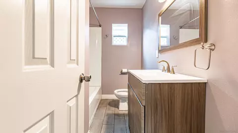 Bath - 1260 Walnut St, San Bernardino, CA 92410 photo 1 of 1