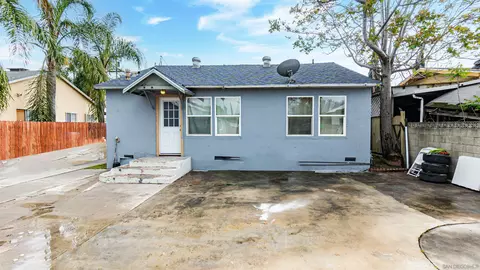 Exterior - 1260 Walnut St, San Bernardino, CA 92410 photo 4 of 8