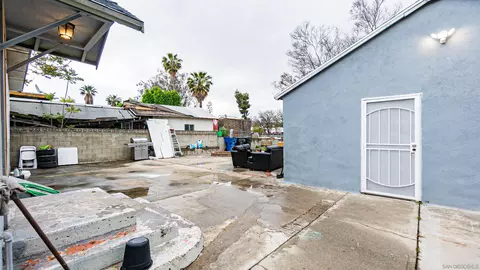 Exterior - 1260 Walnut St, San Bernardino, CA 92410 photo 6 of 8