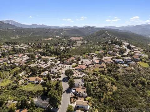 View/Area - 15204 Moonglow Dr, Ramona, CA 92065 photo 9 of 9