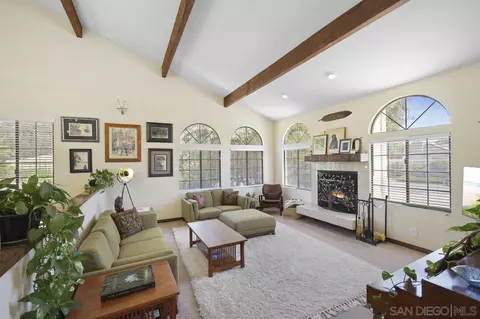 Living - 15204 Moonglow Dr, Ramona, CA 92065 photo 1 of 4