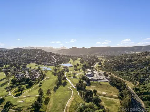View/Area - 15204 Moonglow Dr, Ramona, CA 92065 photo 6 of 9