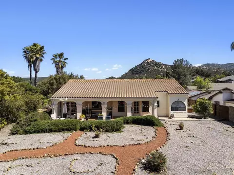 Exterior - 15204 Moonglow Dr, Ramona, CA 92065 photo 2 of 9