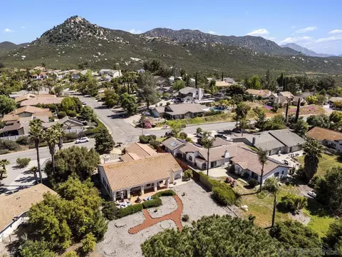 View/Area - 15204 Moonglow Dr, Ramona, CA 92065 photo 1 of 9