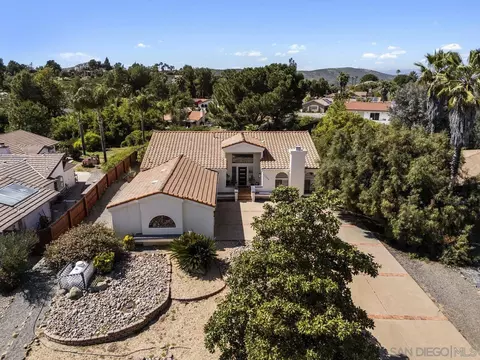 View/Area - 15204 Moonglow Dr, Ramona, CA 92065 photo 3 of 9