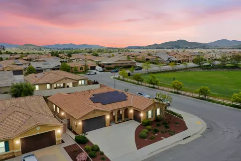 30158 Old Ct, Murrieta, CA 92563