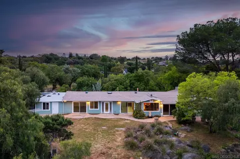 1421 S Grade Rd, Alpine, CA 91901