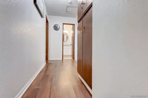 Entry Way - 405 Davos Dr, Crestline, CA 92325 photo 5 of 6