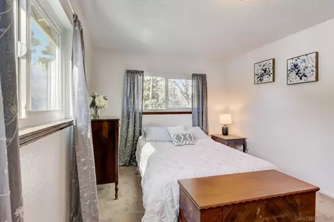Bedroom - 405 Davos Dr, Crestline, CA 92325 photo 11 of 13