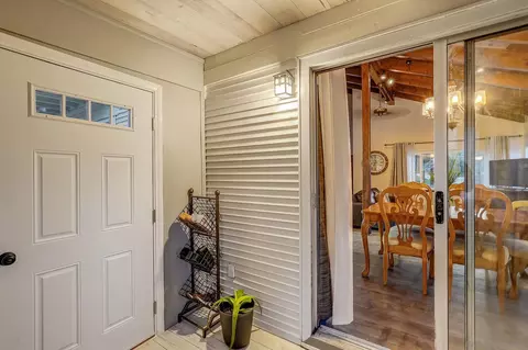 Entry Way - 405 Davos Dr, Crestline, CA 92325 photo 6 of 6