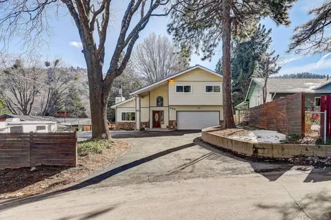 Exterior - 405 Davos Dr, Crestline, CA 92325 photo 2 of 16