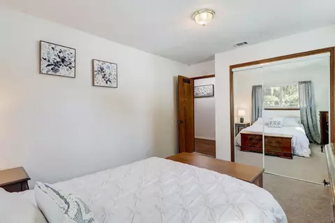 Bedroom - 405 Davos Dr, Crestline, CA 92325 photo 12 of 13