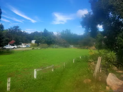 31602 W Oak Glen Rd, Valley Center, CA 92082