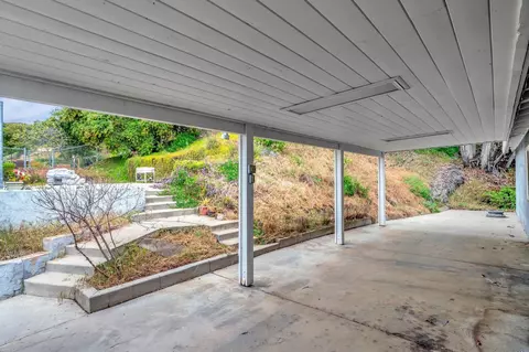 Exterior - 3011 Hypoint Ave, Escondido, CA 92027 photo 3 of 5
