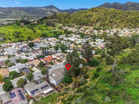 View/Area - 3011 Hypoint Ave, Escondido, CA 92027 photo 6 of 9