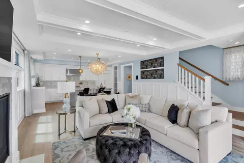 Living - 1119 9th St, Coronado, CA 92118 photo 1 of 3