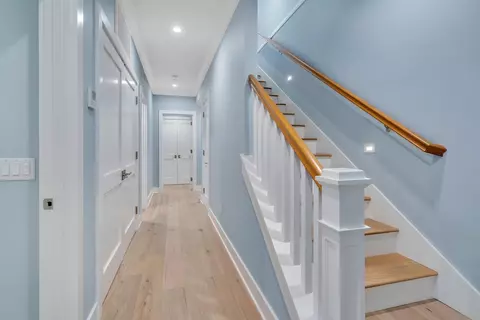 Entry Way - 1119 9th St, Coronado, CA 92118 photo 2 of 2
