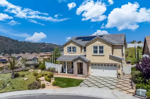 408 Galician Ct, Fallbrook, CA 92028