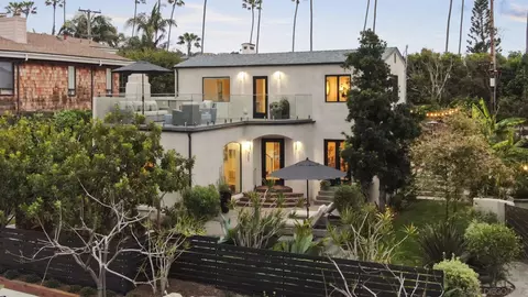 321 Fern Gln, La Jolla, CA 92037