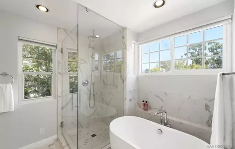 Bath - 502 Nantucket, Encinitas, CA 92024 photo 1 of 4
