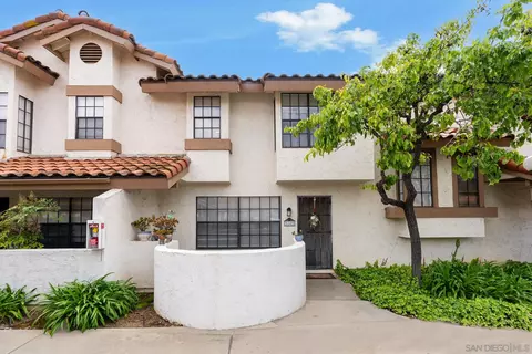 1651 S Juniper St #14, Escondido, CA 92025