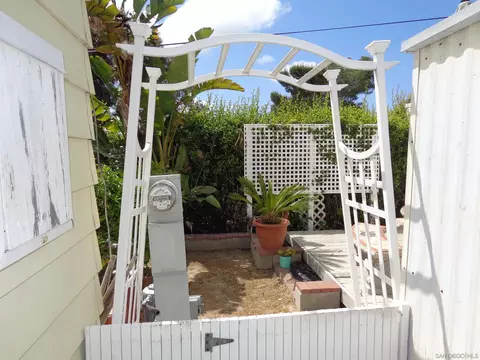 209 Bright Creek Ln, Oceanside, CA 92056 photo 21