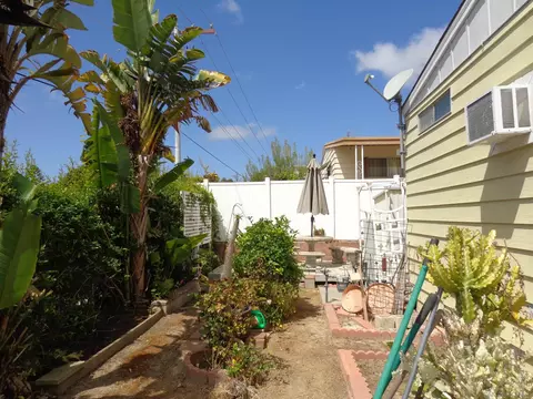 209 Bright Creek Ln, Oceanside, CA 92056 photo 23