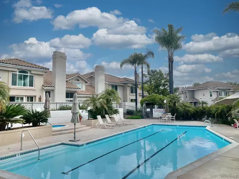Exterior - 1827 Key Largo Rd, Vista, CA 92081 photo 8 of 10