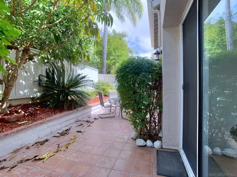 Exterior - 1827 Key Largo Rd, Vista, CA 92081 photo 7 of 10