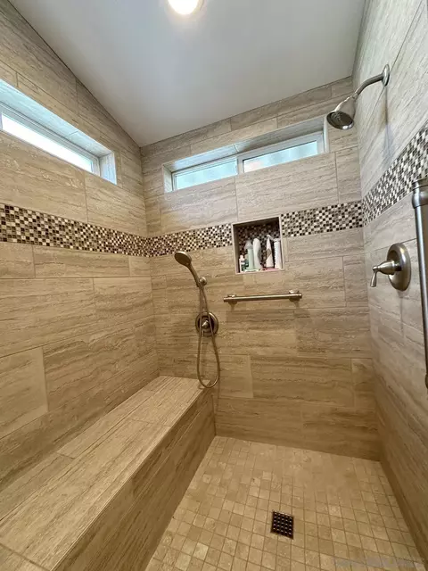 Bath - 5446 Don Luis Dr, Carlsbad, CA 92010 photo 2 of 2