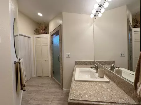 Bath - 5446 Don Luis Dr, Carlsbad, CA 92010 photo 1 of 2