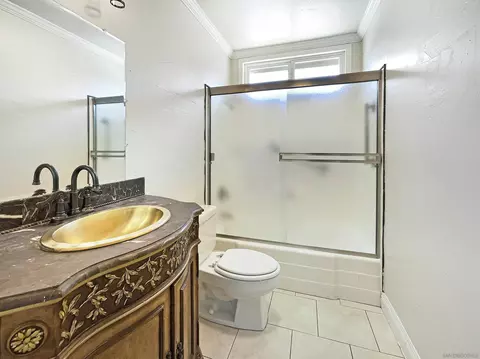 8562 Lake Bluffs Cir, Spring Valley, CA 91977 photo 15