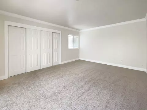 8562 Lake Bluffs Cir, Spring Valley, CA 91977 photo 11