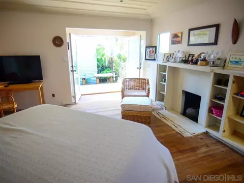 Bedroom - Undisclosed, La Jolla, CA 92037 photo 3 of 5