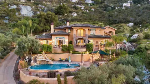 12920 Glen Circle Rd, Poway, CA 92064